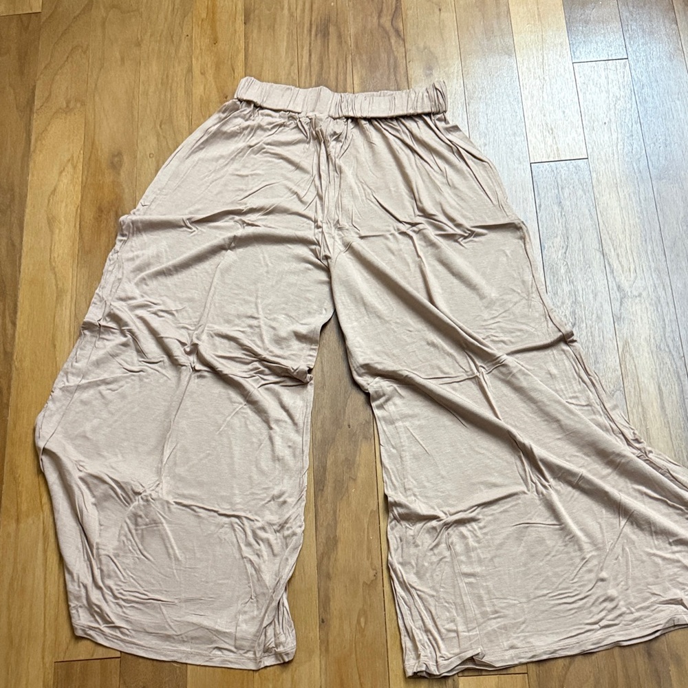 ASOS Design Relaxed Wide-Leg Pull-On Pants in Light Blush Size US 06!
